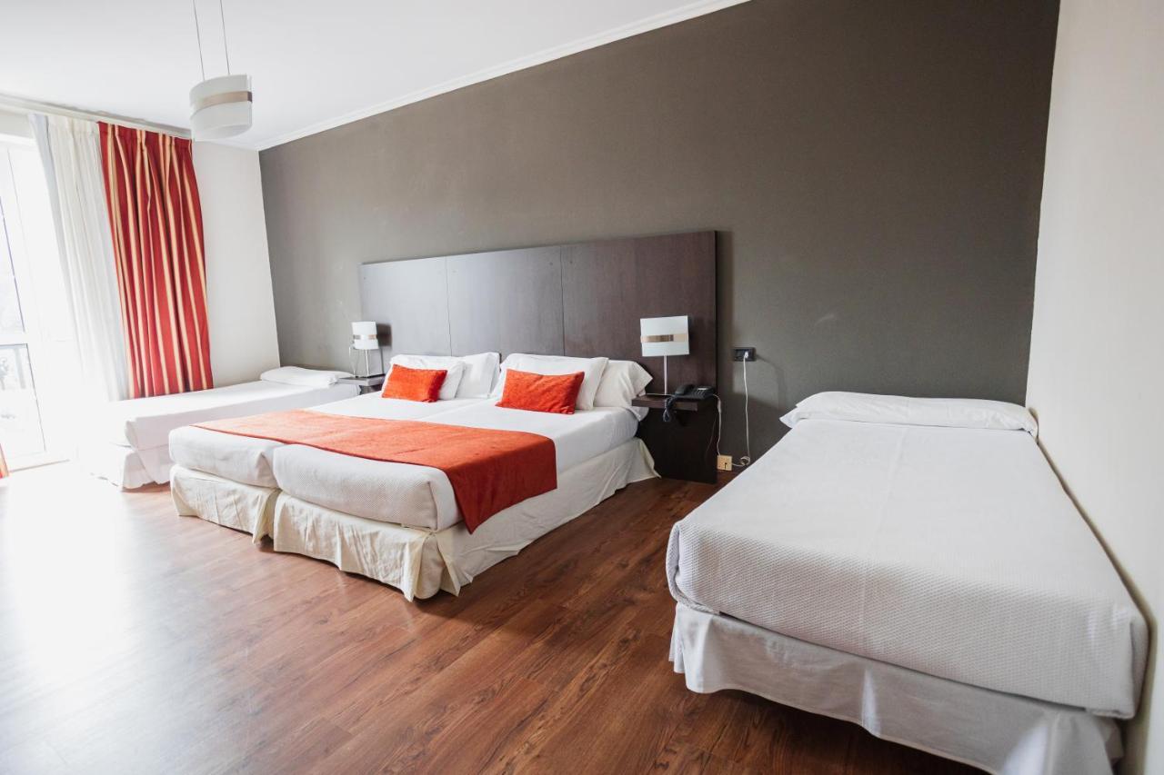 O Val Do Naseiro Hotel Viveiro Bagian luar foto